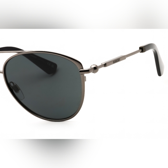 NWT, Brand New Burberry 0BE3157, Unisex Sunglasses, Size 59X16X145 - Picture 3 of 4